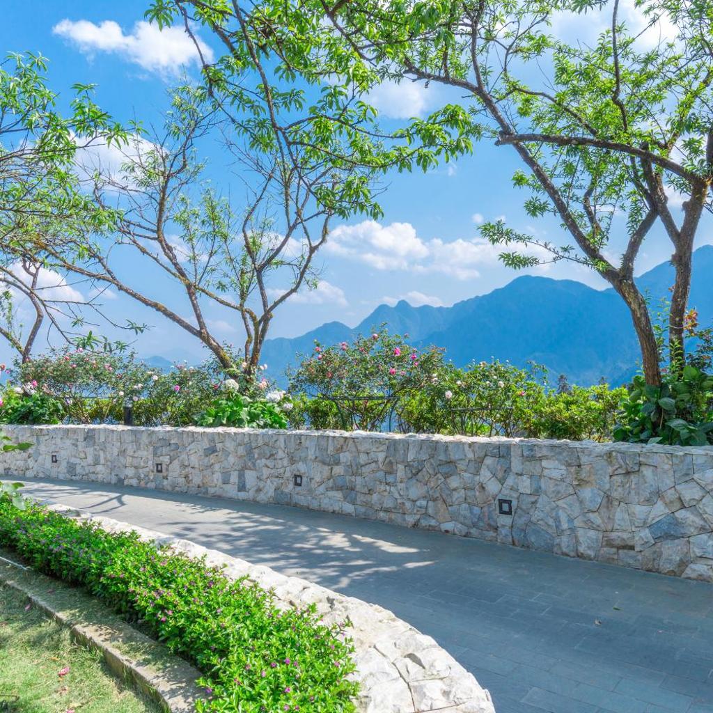 Silk Path Grand Sapa Resort & Spa