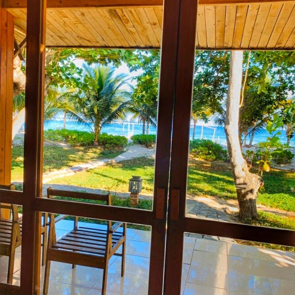 Tan Son Nhat Con Dao Resort