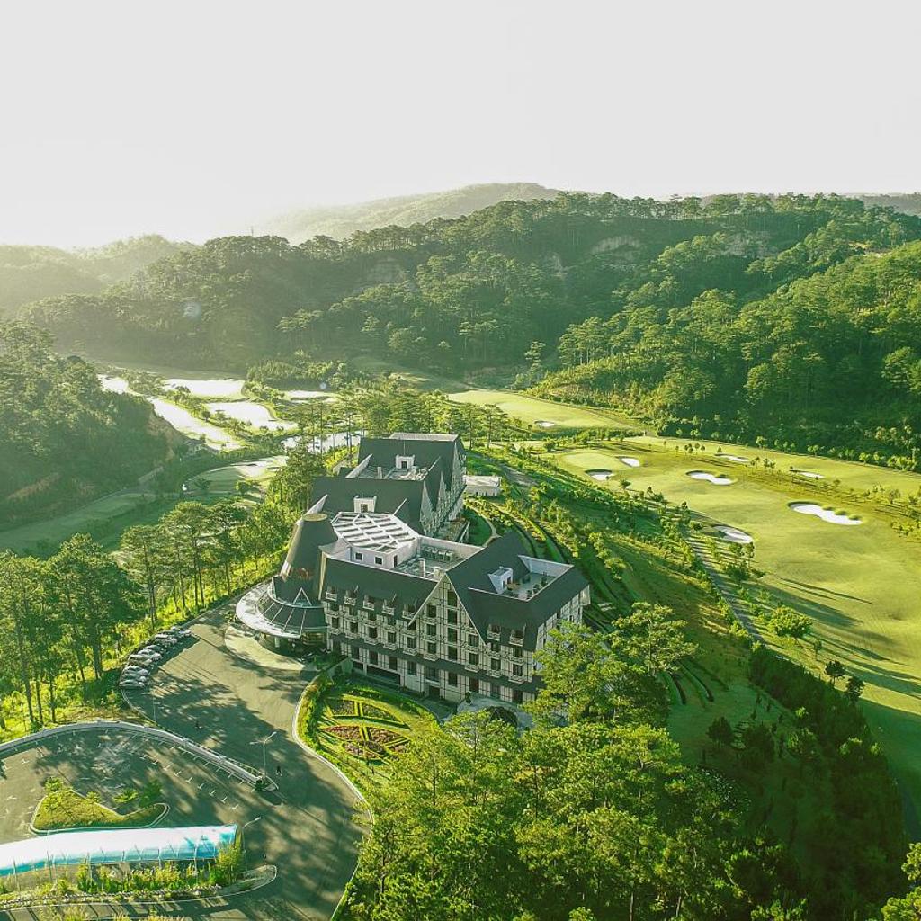 Swiss-Belresort Tuyen Lam